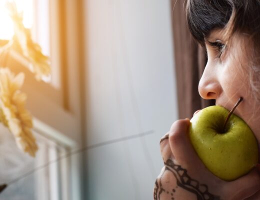 Quando cessa o dever de pagar pensão alimentícia?